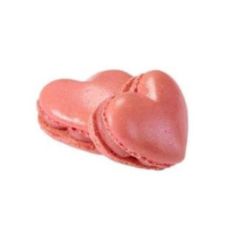 Macarons Heart-Shaped Raspberry